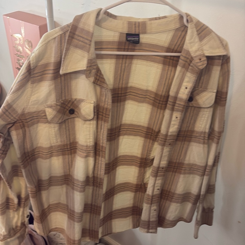 Soft comfy Patagonia flannel